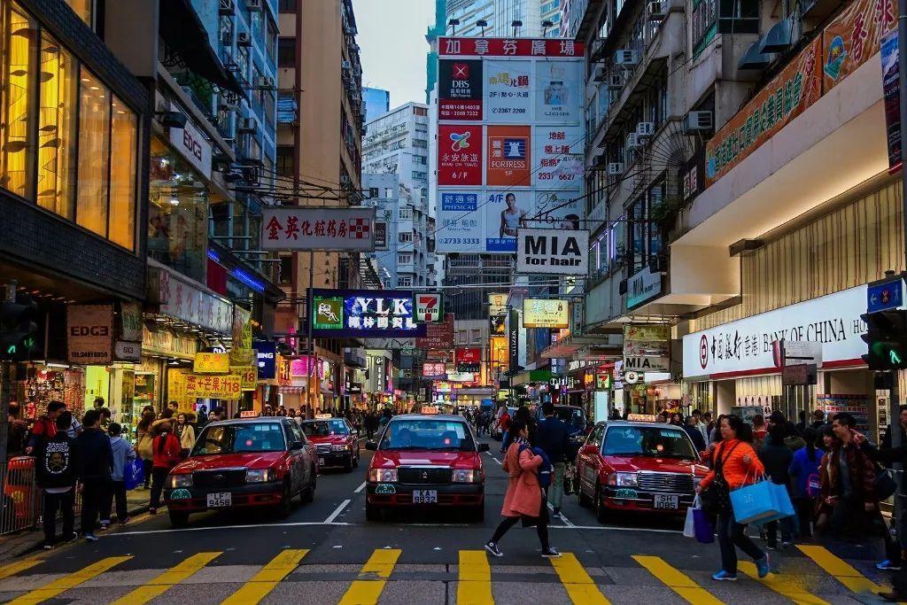2021年9月15日起，香港特区“来港易”计划正式实施。